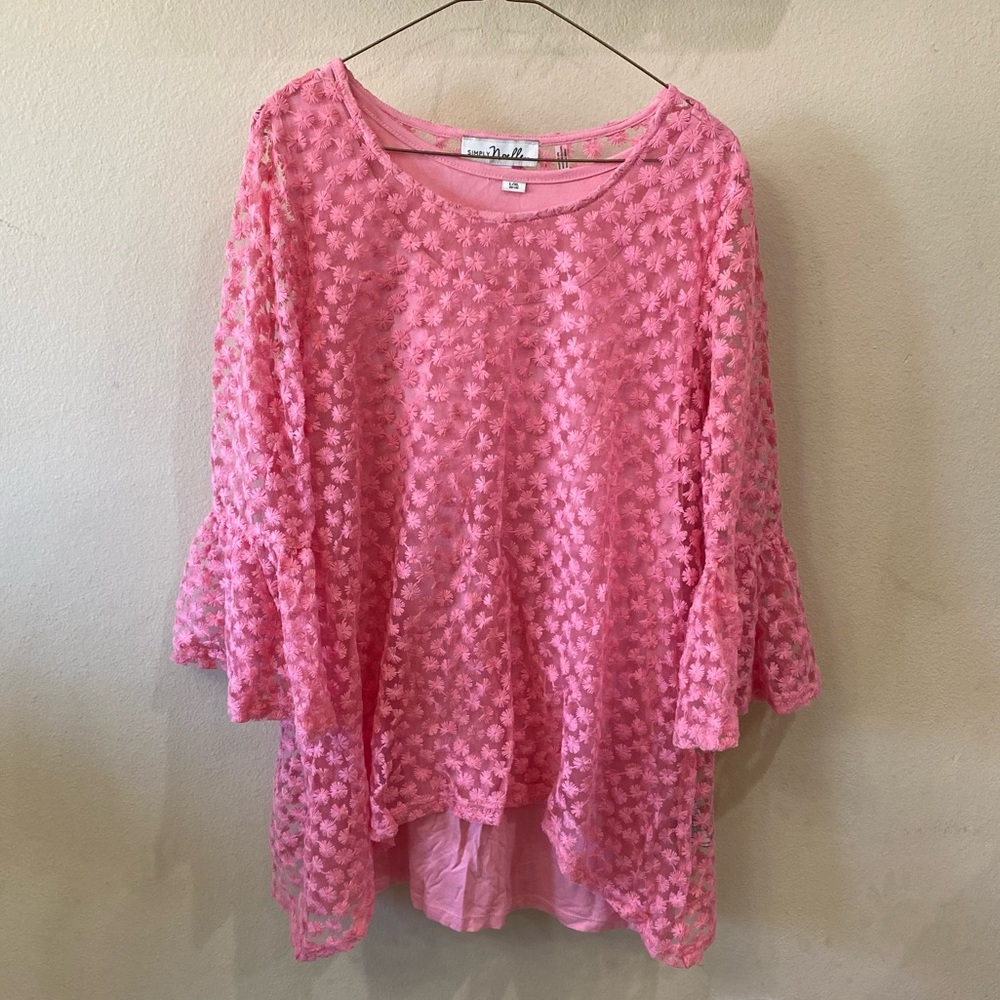 Simply Noelle Floral Tunic Top